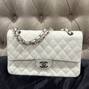 【ヴィンテージ】Rank:S☆Chanel WHITE Classic Flap Medium Bag Chanel Classic Flap Bag in White Lambskin Medium GHW Full